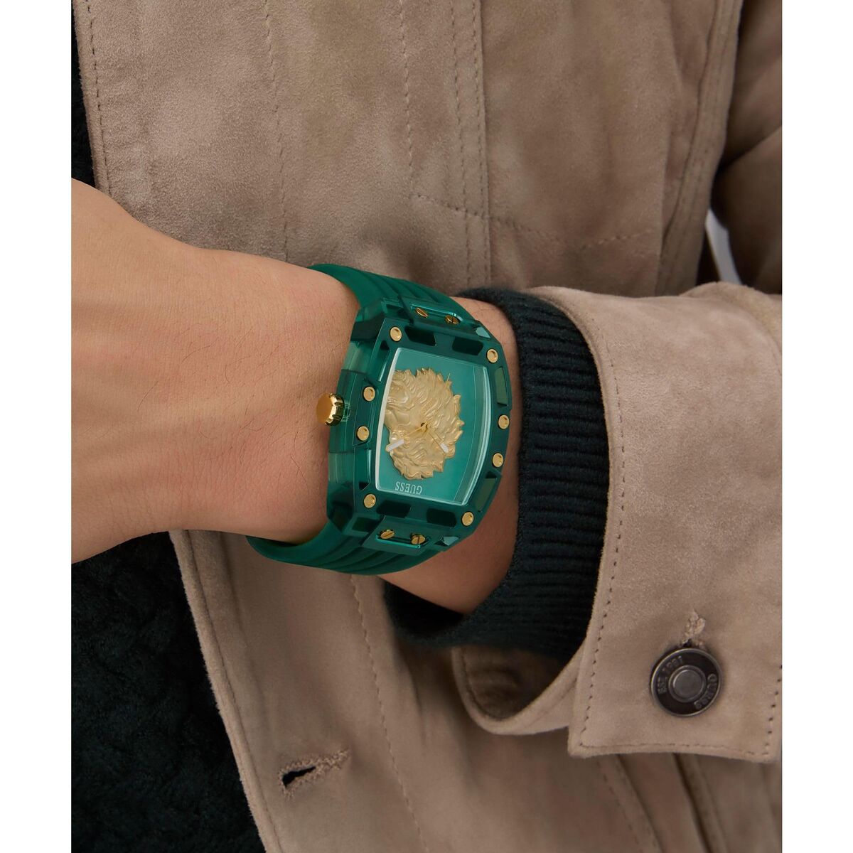 V1HE2FDA751893D42422708E2400FC52F0BRP9