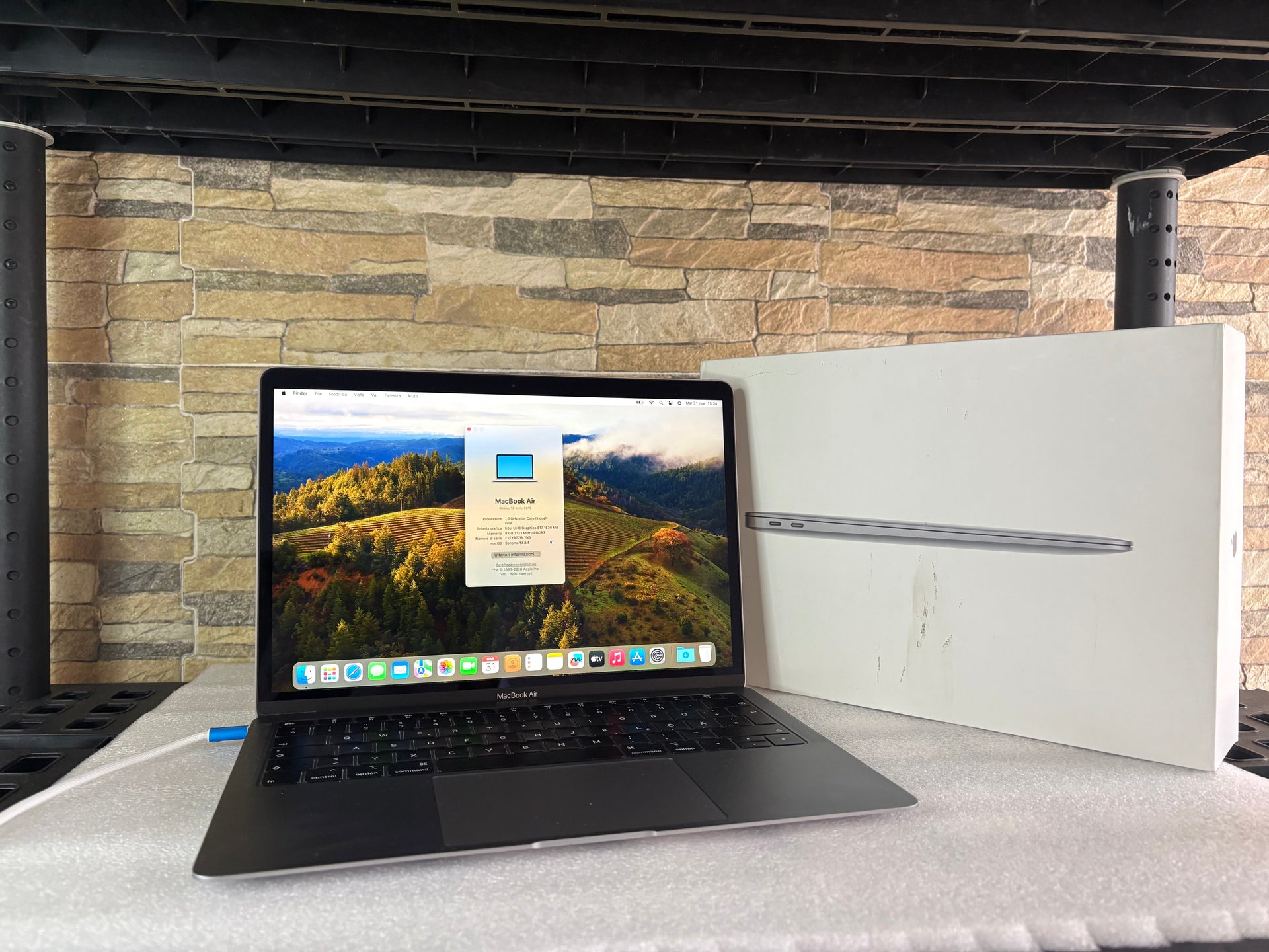 MacBook Air 13" 2019 | i5 | 8GB RAM | 128GB SSD | Intel 617 | Grigio