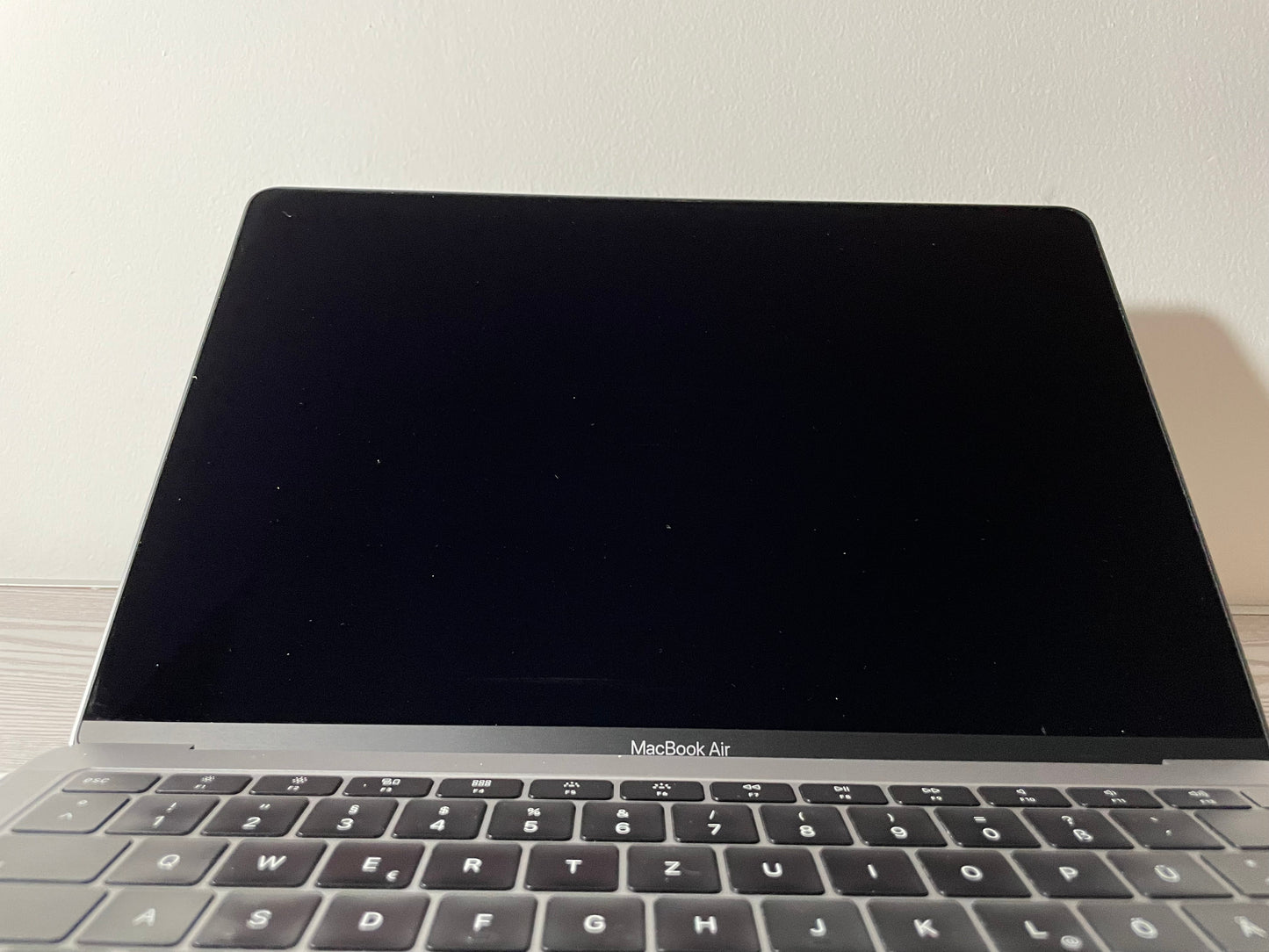 MacBook Air 13" 2019 | i5 | 16GB RAM | 1TB SSD | Intel 617 | Argento