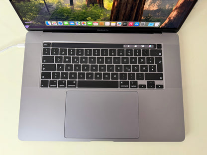 MacBook Pro 16" 2019 | i9 | 16GB RAM | 1TB SSD | AMD 5500M | Grigio