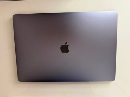 MacBook Pro 16" 2019 | i9 | 16GB RAM | 1TB SSD | AMD 5500M | Grigio