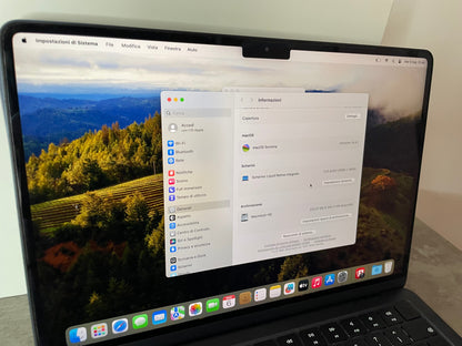 MacBook Air 13" M2 2022 | 8GB RAM | 256GB SSD | 8-Core GPU | Mezzanotte