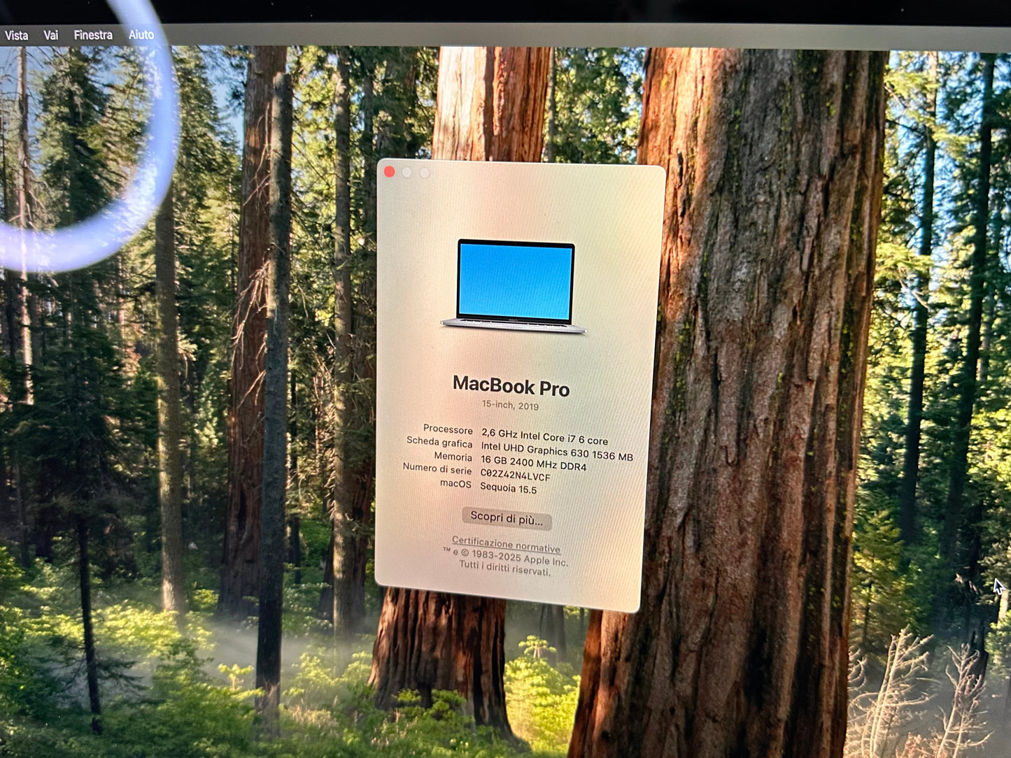 MacBook Pro 15" 2019 | i7 | 16GB RAM | 256GB SSD | AMD 555X | Grigio