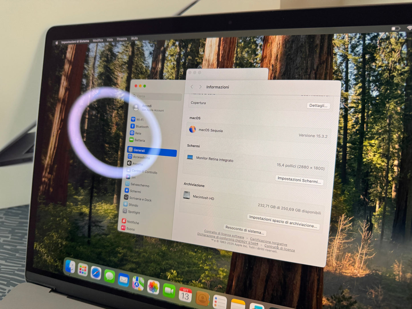 MacBook Pro 15" 2019 | i7 | 16GB RAM | 256GB SSD | AMD 555X | Grigio