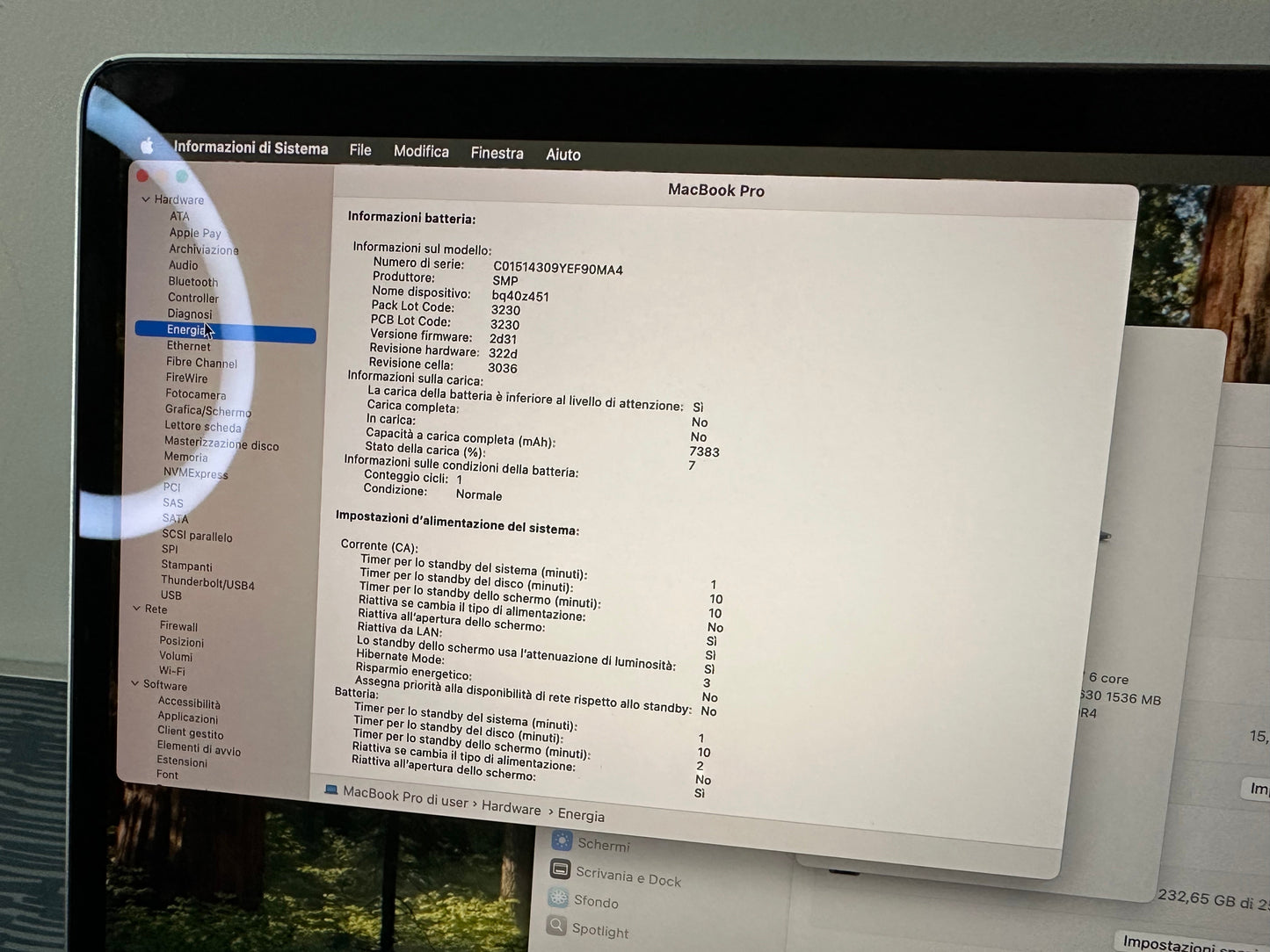 MacBook Pro 15" 2019 | i7 | 16GB RAM | 256GB SSD | AMD 555X | Grigio