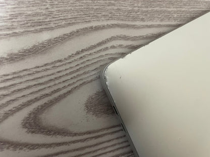 MacBook Pro 13" 2019 | i5 | 8GB RAM | 256GB SSD | Intel Iris 655 | Argento
