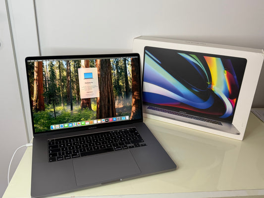 MacBook Pro 16" 2019 | i9 | 16GB RAM | 1TB SSD | AMD 5500M | Grigio