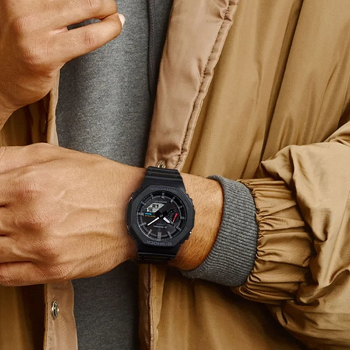 Smartwatch Casio NEW OAK - BLUETOOTH + TOUGH SOLAR - Yestore