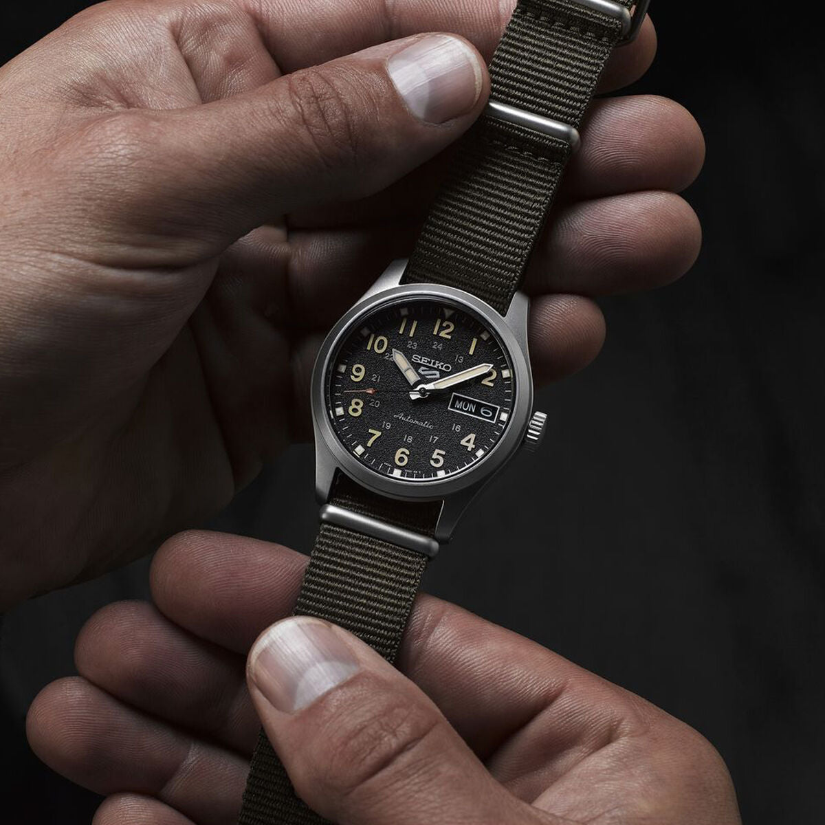 V5H108085B5638115038CE93E635E30489ER6800098P3