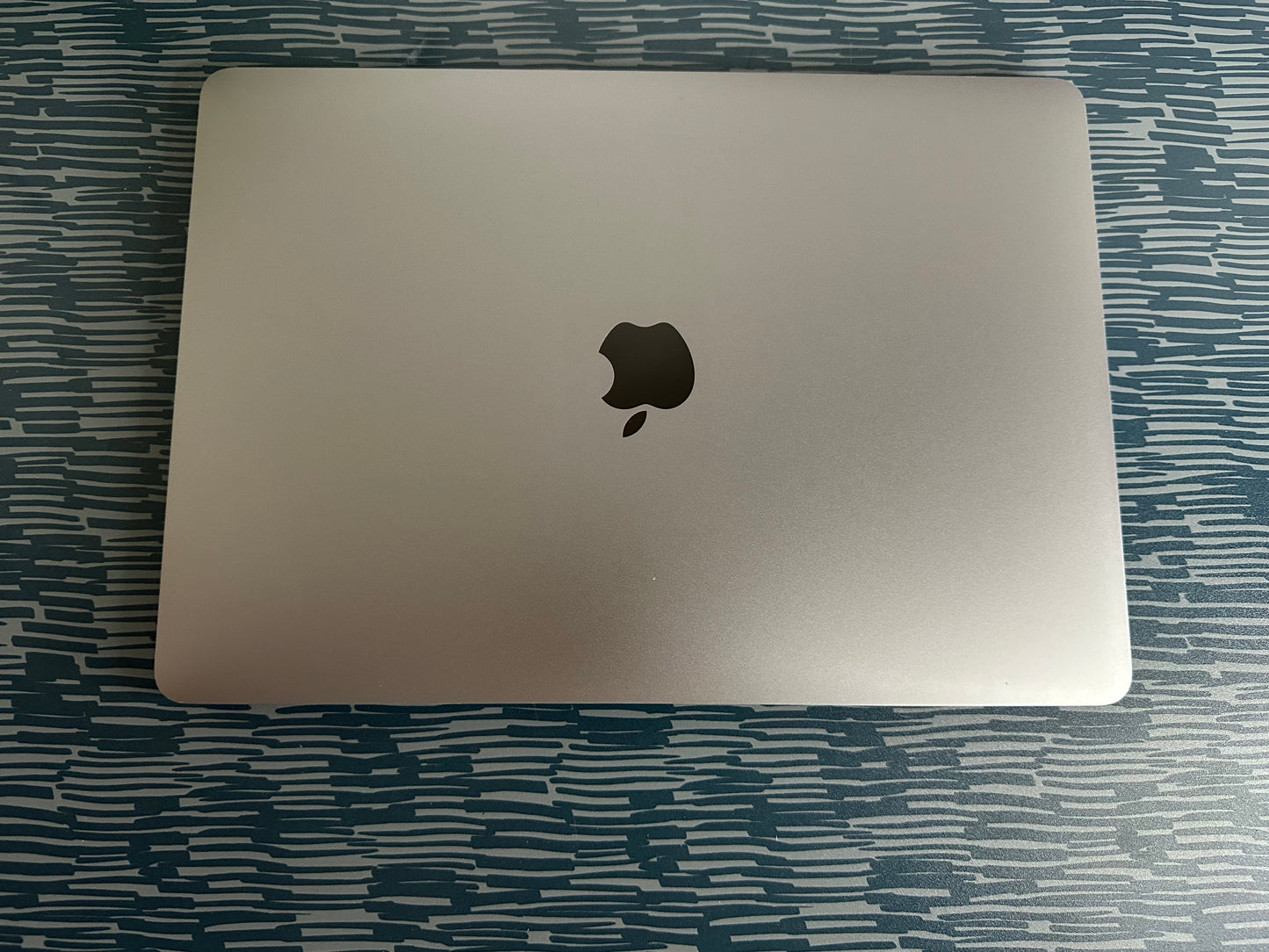 MacBook Pro 13" 2018 | i5 | 8GB RAM | 256GB SSD | Touch Bar | Grigio