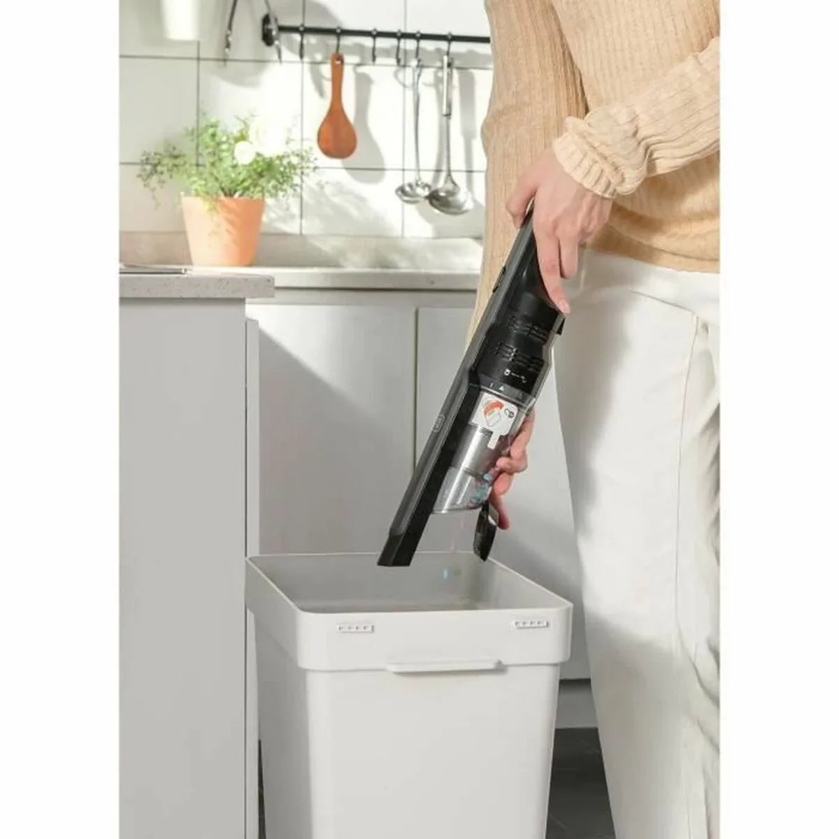 Aspirapolvere a Mano Black & Decker - Yestore