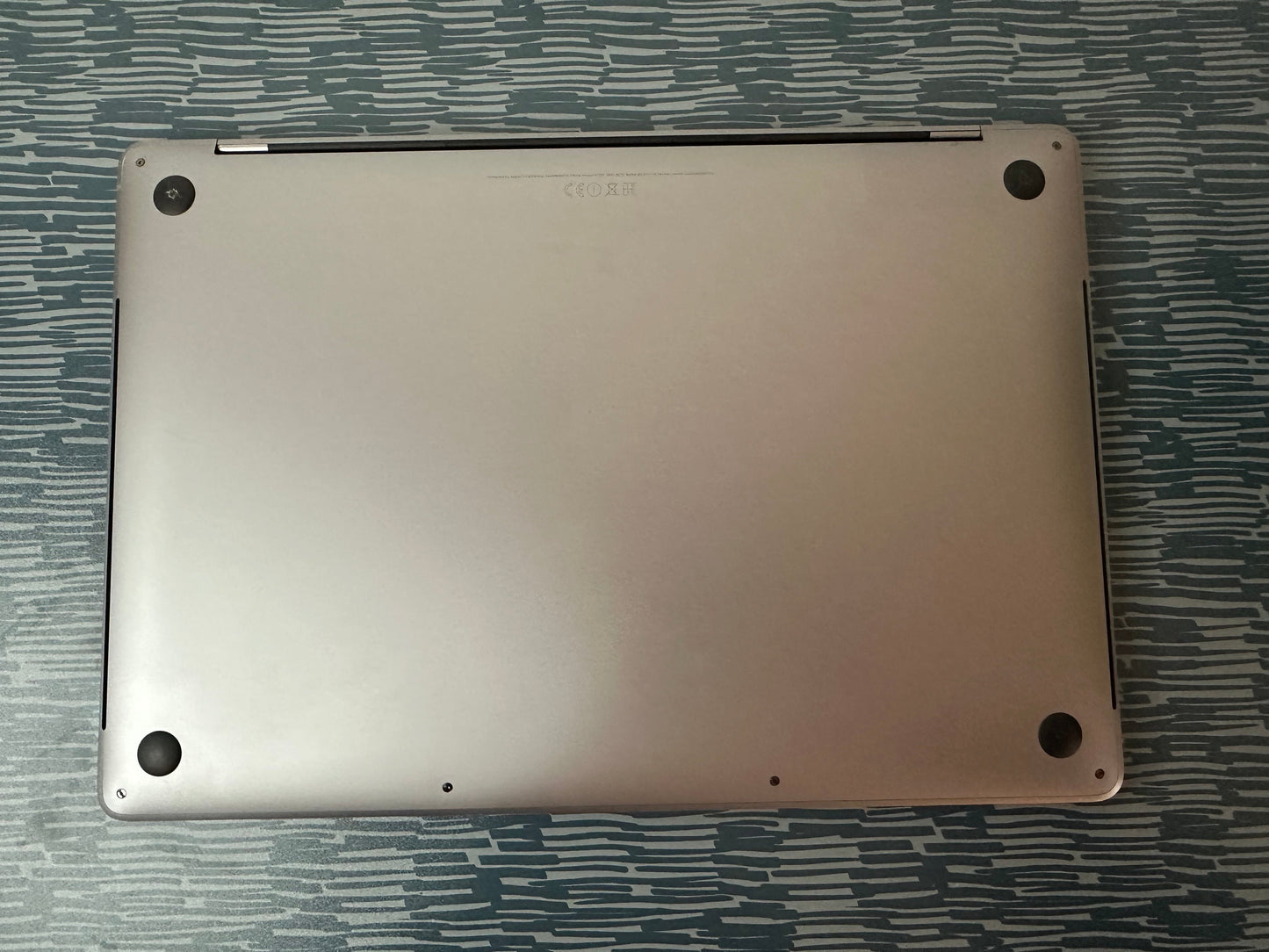 MacBook Pro 15" 2016 | i7 | 16GB RAM | 512GB SSD | AMD 455 | Grigio