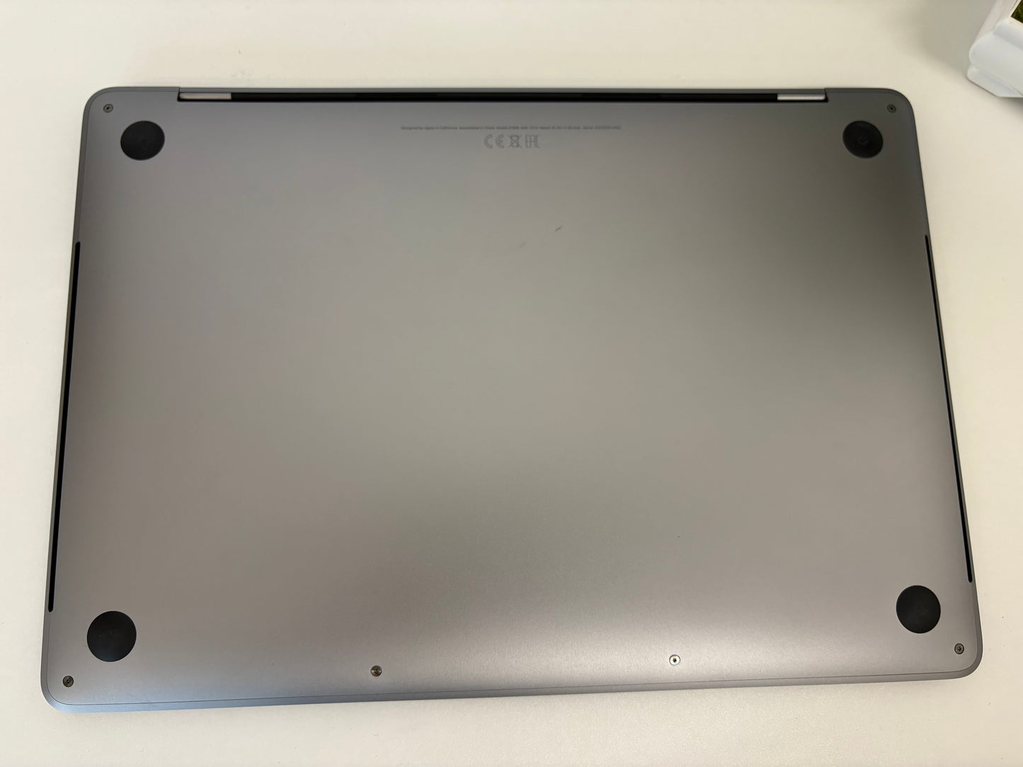 MacBook Pro 13" 2018 | i7 | 16GB RAM | 512GB SSD | Touch Bar | Grigio
