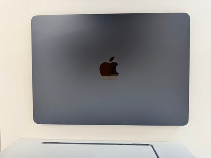 MacBook Air 13" 2022 | M2 8-Core | 8GB RAM | 256GB SSD | Mezzanotte