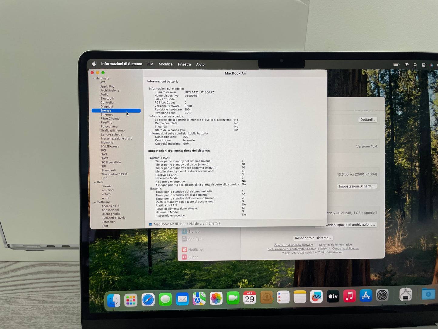 MacBook Air 13" M2 2022 | 8GB RAM | 256GB SSD | 8-Core GPU | Argento