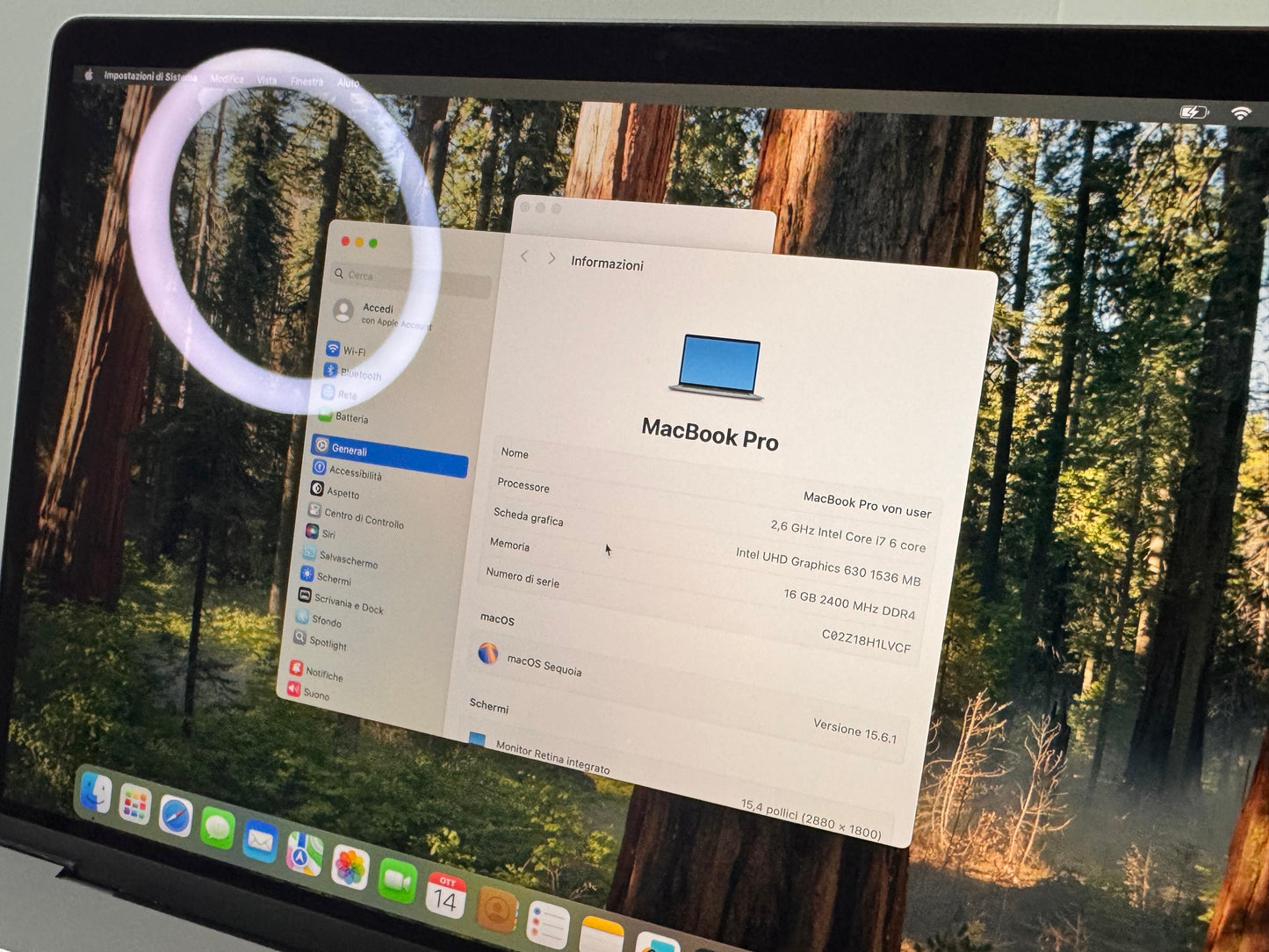 MacBook Pro 15" 2019 | i7 | 16GB RAM | 256GB SSD | AMD 555X | Grigio