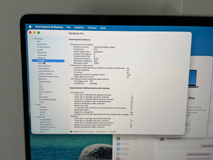 MacBook Pro 16" 2019 | i7 | 16GB RAM | 512GB SSD | AMD 5300M | Grigio