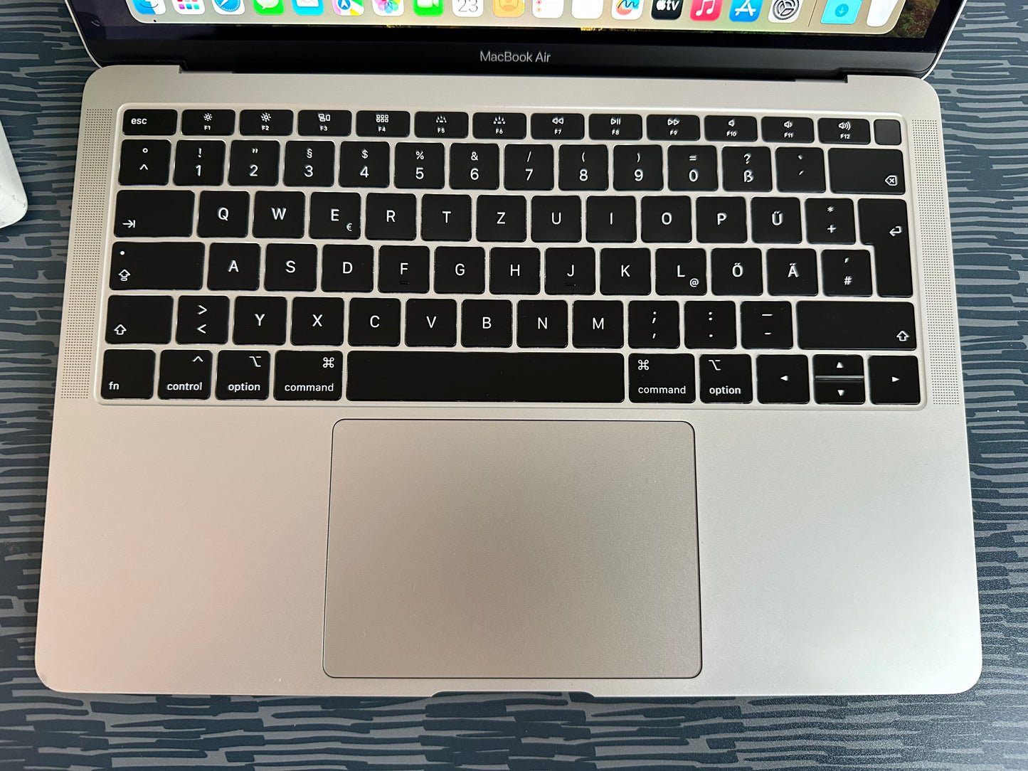 MacBook Air 13" 2018 | i5 | 8GB RAM | 128GB SSD | Intel 617 | Argento