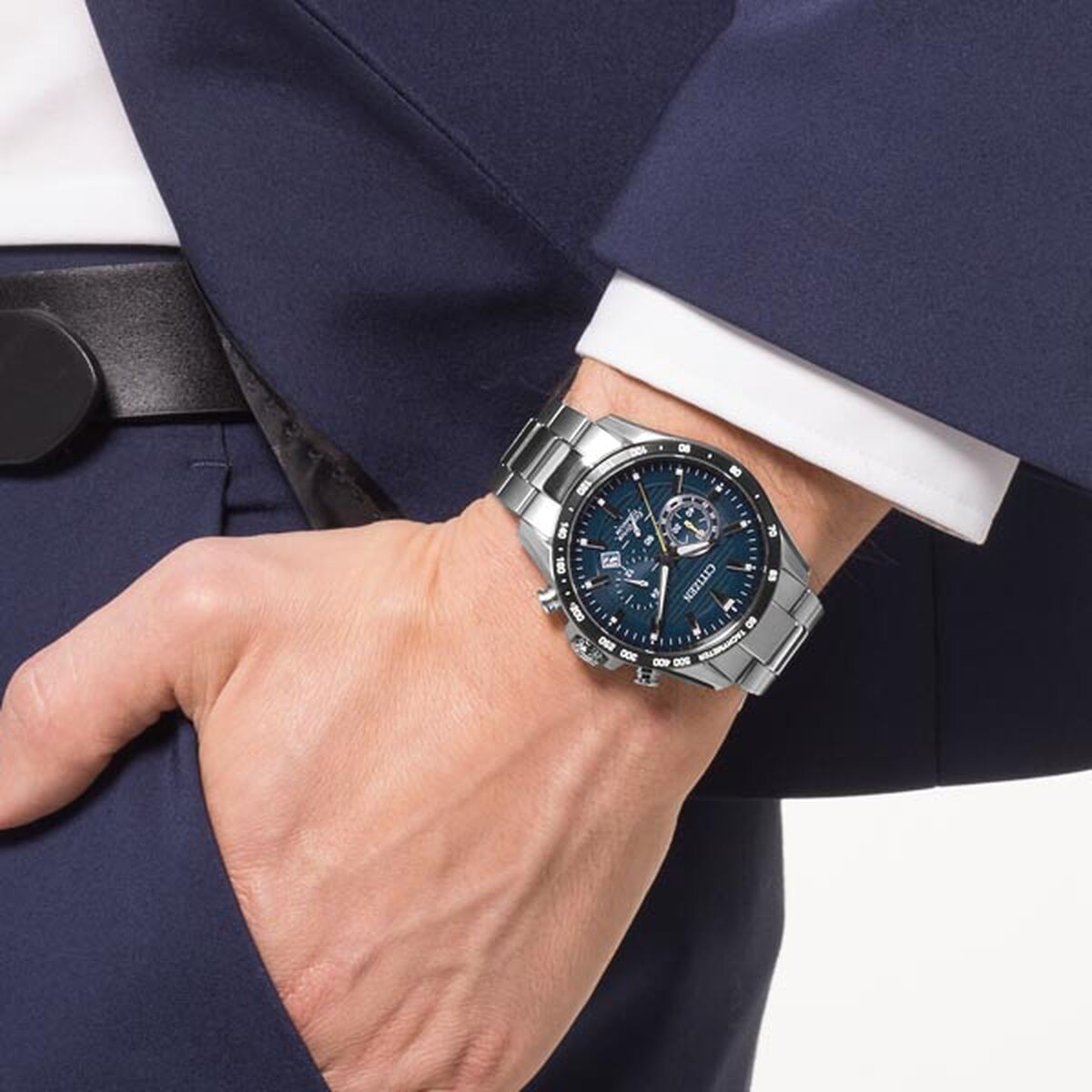 V1HE36FD260339DEFD68CE95089CBADEBEBRP3