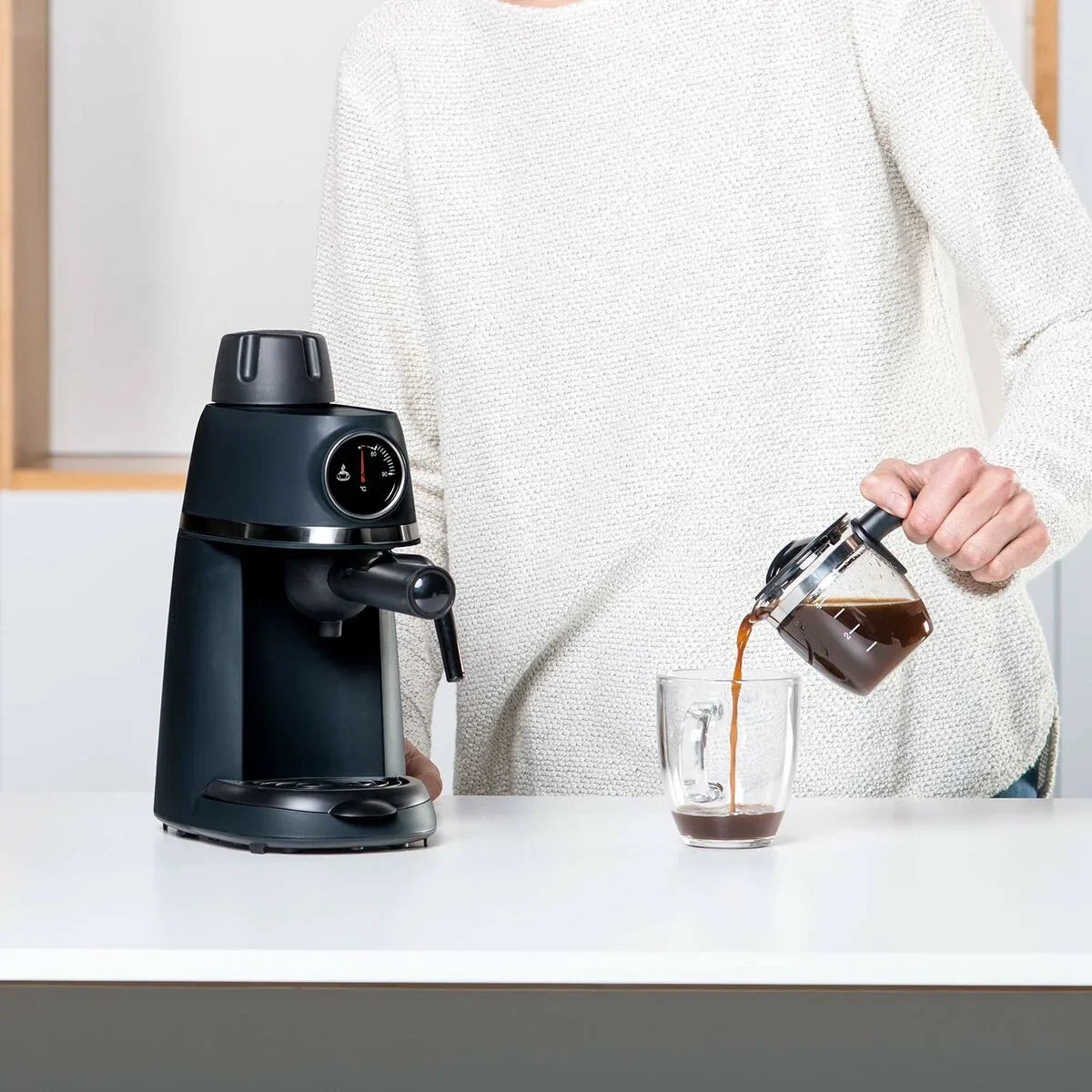 Caffettiera Express a Leva Black & Decker BXCO800E 800 W 240 ml Nero - Yestore