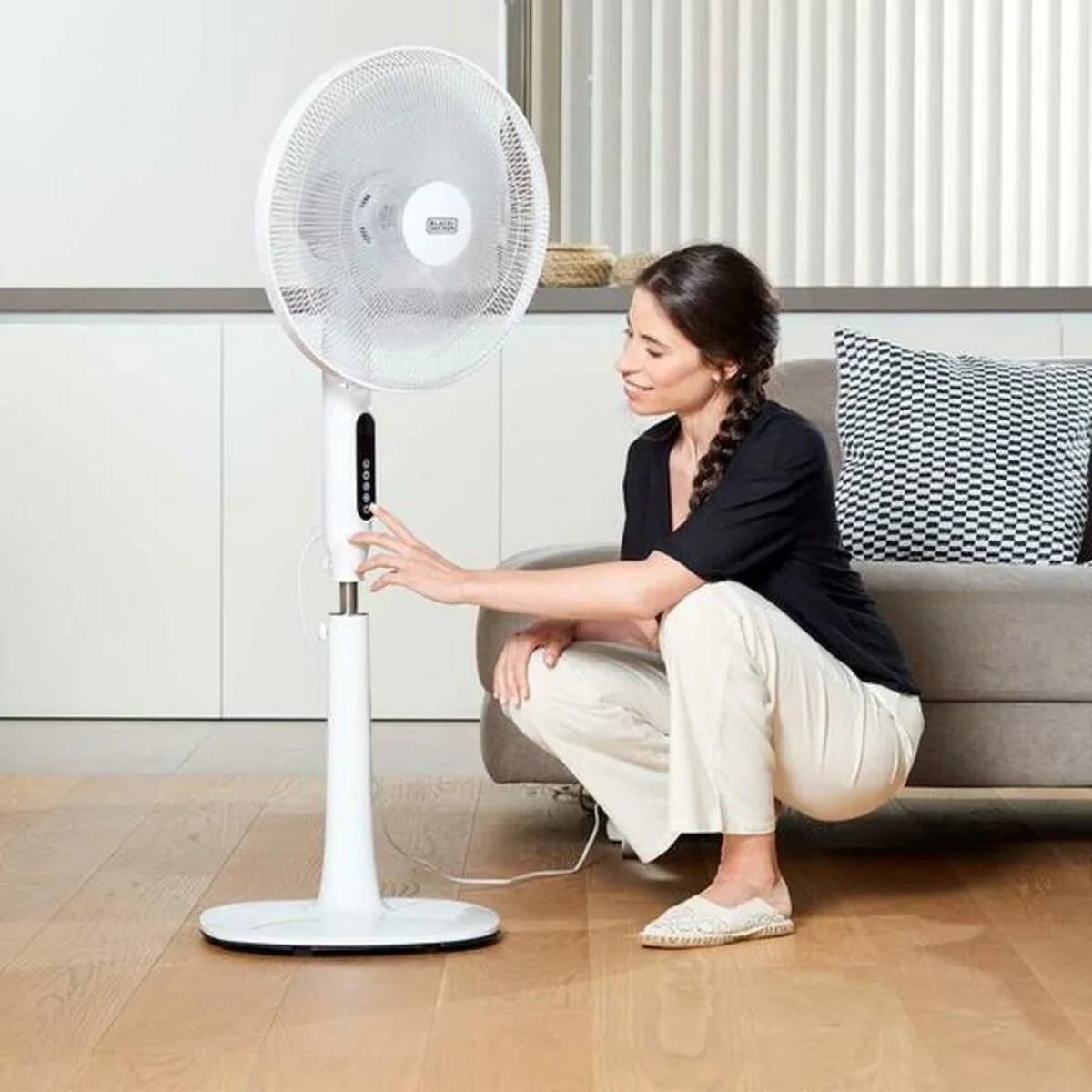 Ventilatore a Piantana Black & Decker ES9440170B 135 cm 50 W Bianco - Yestore