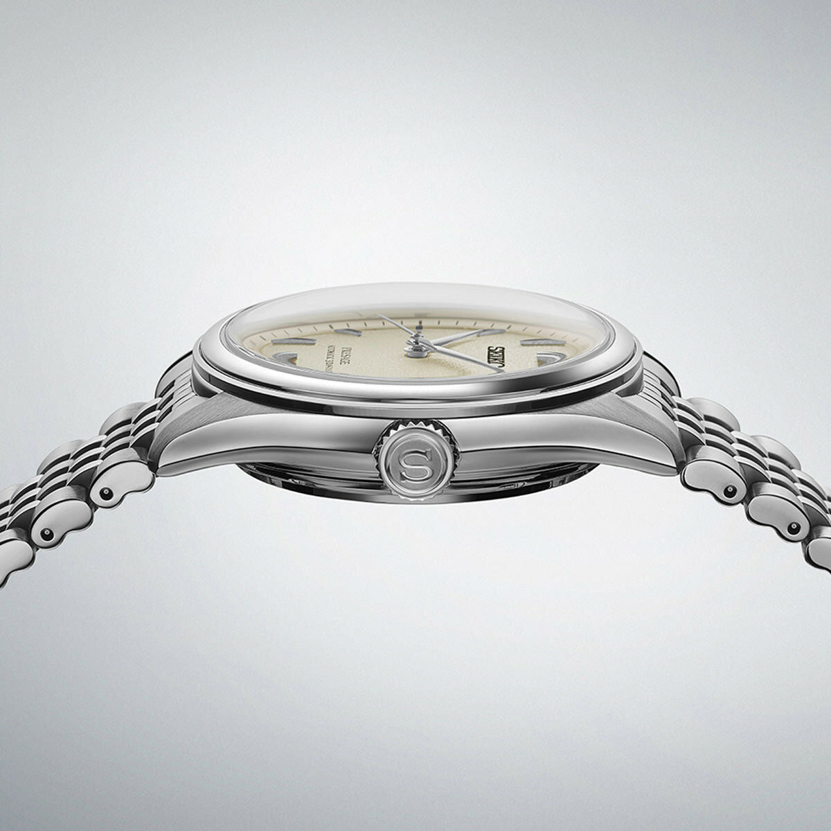 V5HA006EC1A78AE3601BCFC047D6222C2B8R6272535P4