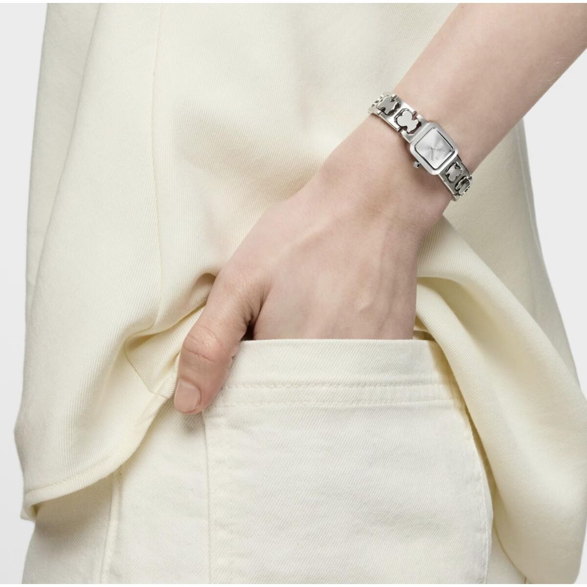 V1H42B003755675529E84288FB88BF972B2RP4