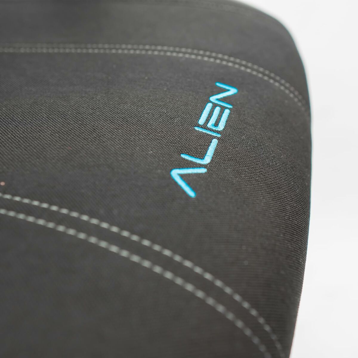 V2HF79B1B0BF83EBAD8BF37D20AE9EDA5D9R6761075P9