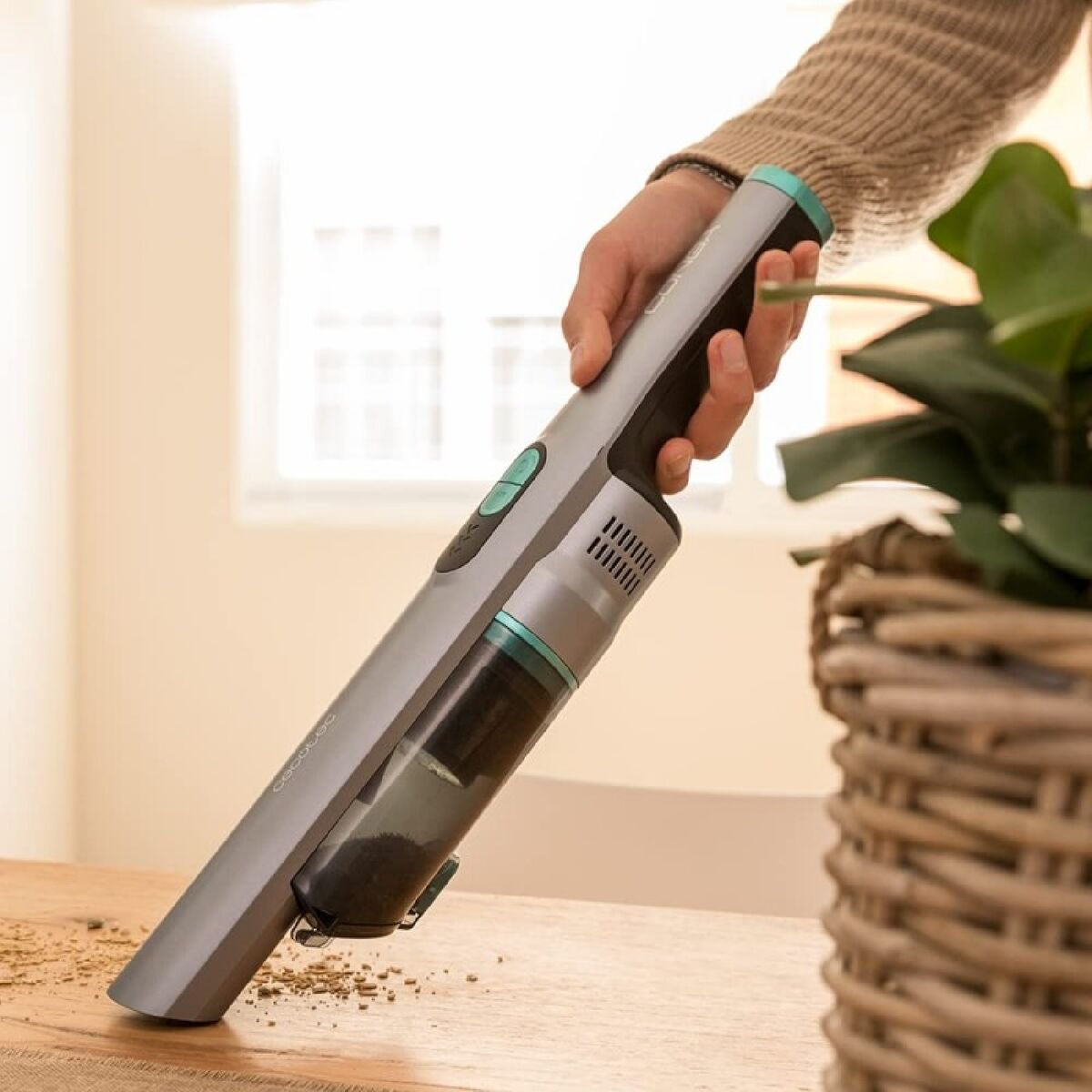 V6H38BC320B4F8679ED973B88E40FF465CDR7414619P2