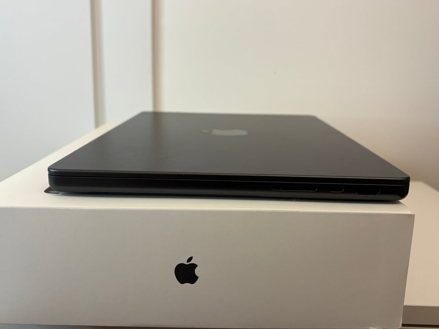 MacBook Pro 14" M4 Pro 2024 | 24GB RAM | 512GB SSD | Liquid Retina XDR | Grigio