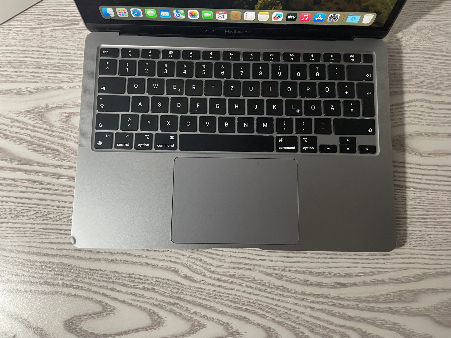 MacBook Air 13" M1 2020 | 8GB RAM | 256GB SSD | 7-Core GPU | Grigio