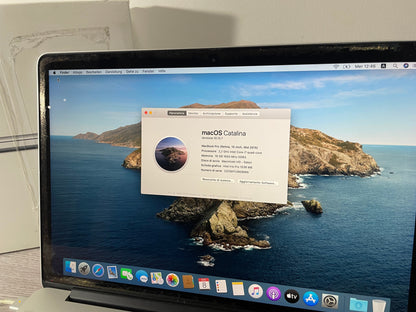 MacBook Pro 15" 2015 | i7 | 16GB RAM | 256GB SSD | Iris Pro | Argento