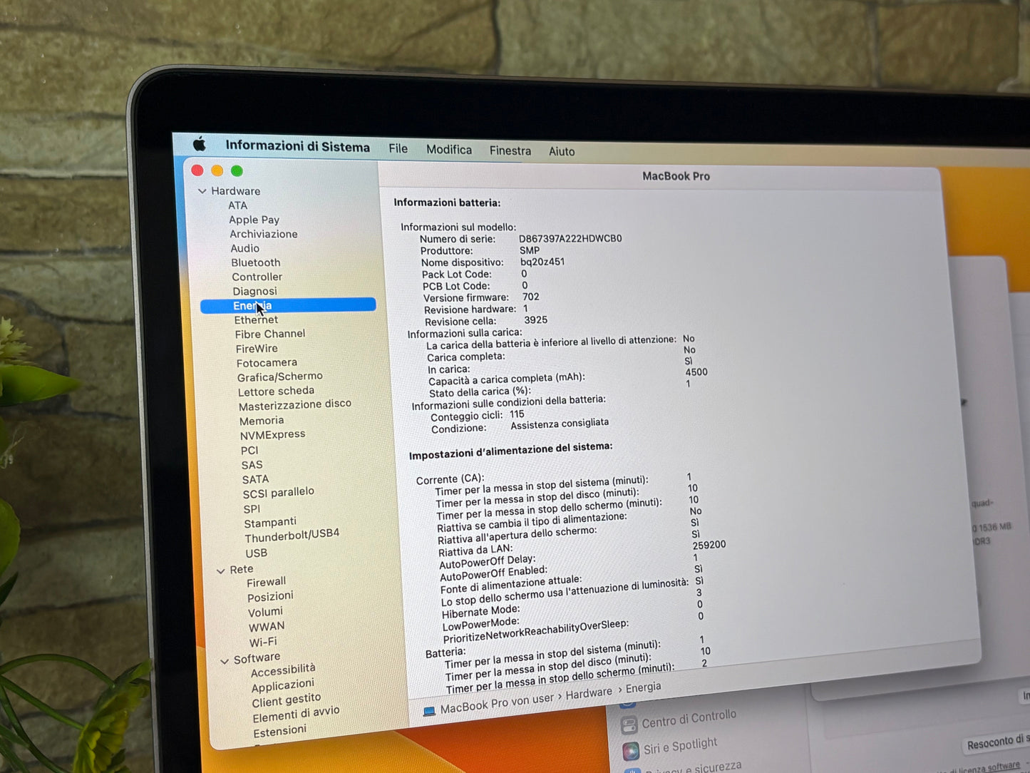 MacBook Pro 15" 2017 | i7 | 16GB RAM | 512GB SSD | AMD 560 | Grigio