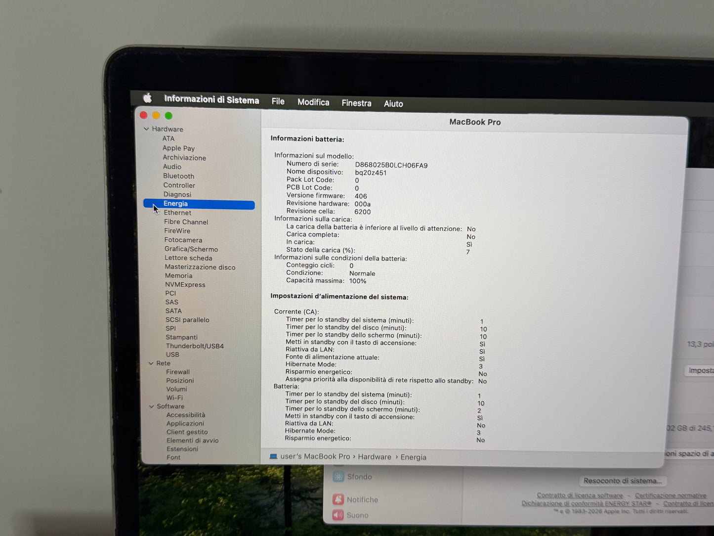 MacBook Pro 13" M1 2020 | 8GB RAM | 256GB SSD | 8-Core GPU | Touch Bar | Grigio