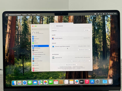 MacBook Air 13" M2 2022 | 8GB RAM | 256GB SSD | 8-Core GPU | Argento
