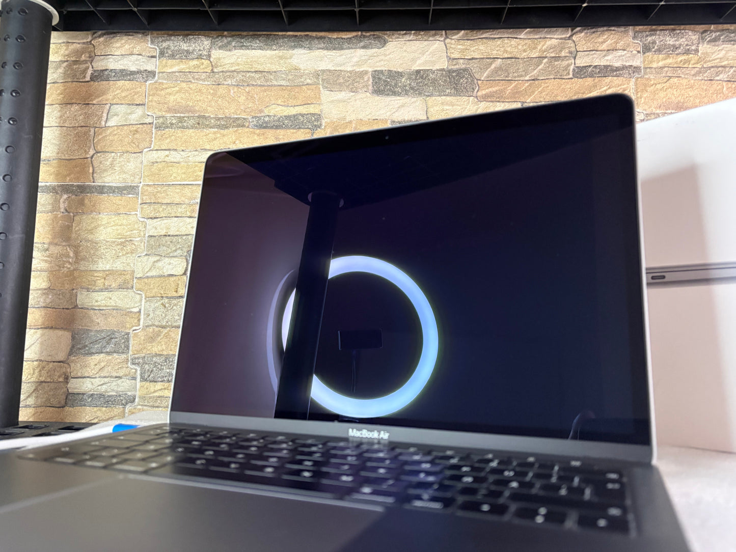 MacBook Air 13" 2019 | i5 | 8GB RAM | 128GB SSD | Intel 617 | Grigio