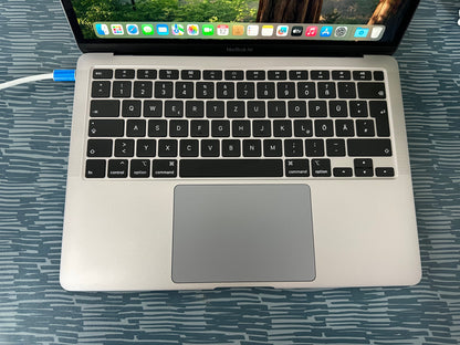 MacBook Air 13" 2020 | i5 | 8GB RAM | 256GB SSD | Intel Iris | Grigio