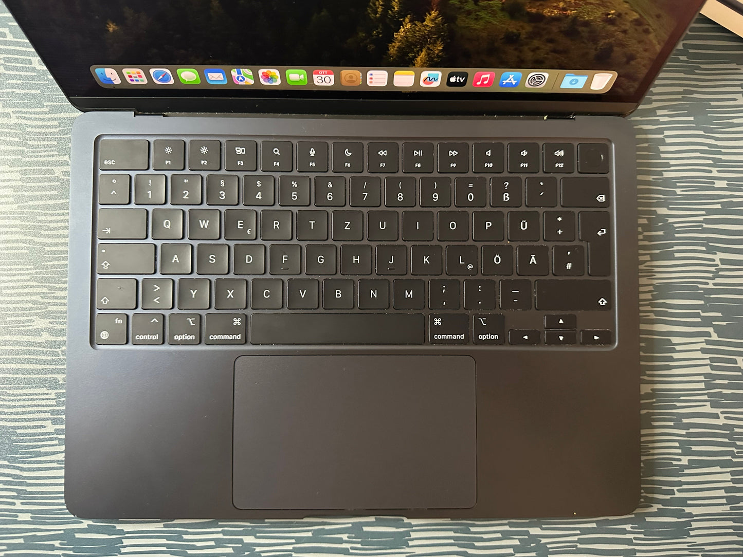 MacBook Air 13" M2 2022 | 8GB RAM | 256GB SSD | 8-Core GPU | Mezzanotte