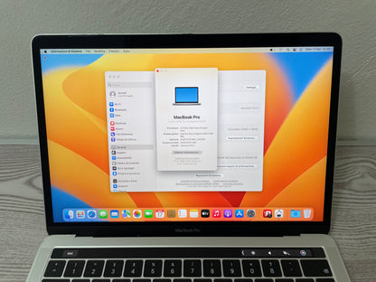 MacBook Pro 13" 2019 | i5 | 8GB RAM | 256GB SSD | Intel Iris 655 | Argento