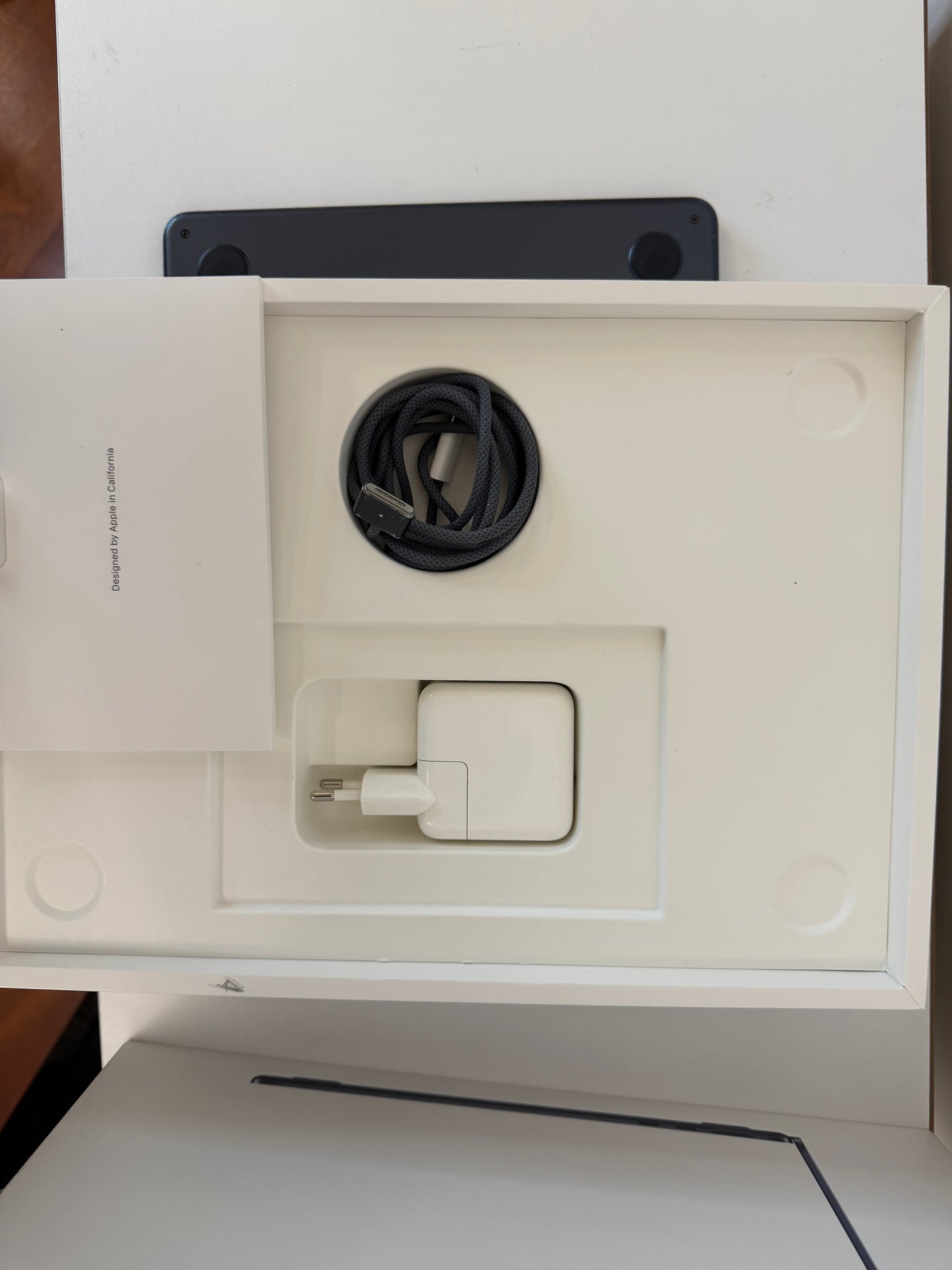 MacBook Air 13" 2022 | M2 8-Core | 8GB RAM | 256GB SSD | Mezzanotte