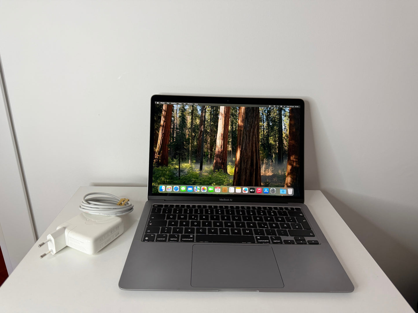 MacBook Air 13" M1 2020 | 16GB RAM | 256GB SSD | 7-Core GPU | Argento