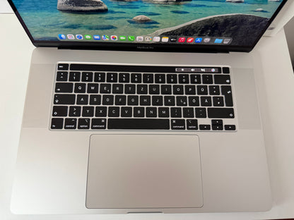 MacBook Pro 16" 2019 | i7 | 16GB RAM | 512GB SSD | AMD 5300M | Argento
