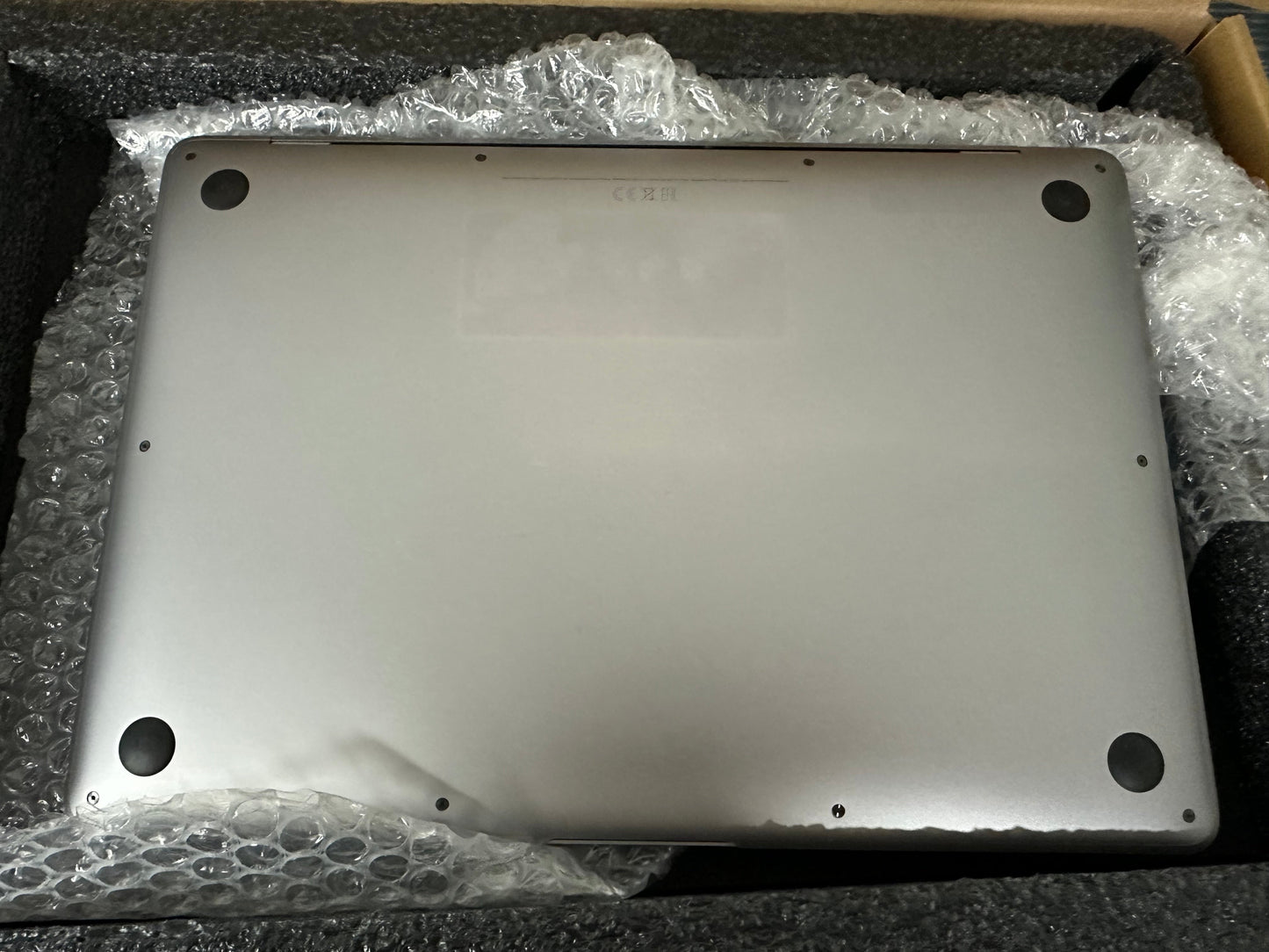 MacBook Air 13" 2020 | i5 | 8GB RAM | 256GB SSD | Intel Iris | Grigio