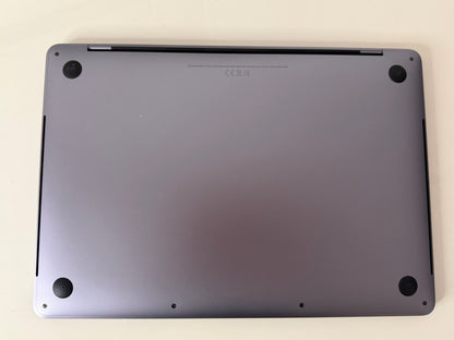 MacBook Pro 13" 2018 | i7 | 16GB RAM | 512GB SSD | Touch Bar | Grigio
