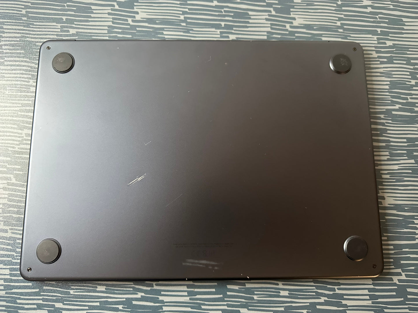 MacBook Air 13" M2 2022 | 8GB RAM | 256GB SSD | 8-Core GPU | Mezzanotte