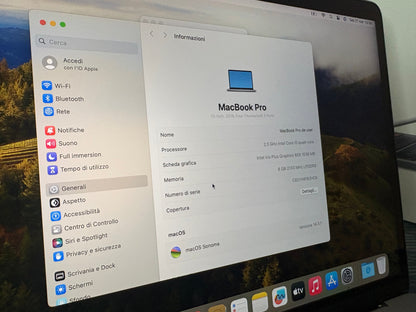 MacBook Pro 13" 2018 | i5 | 8GB RAM | 256GB SSD | Touch Bar | Grigio