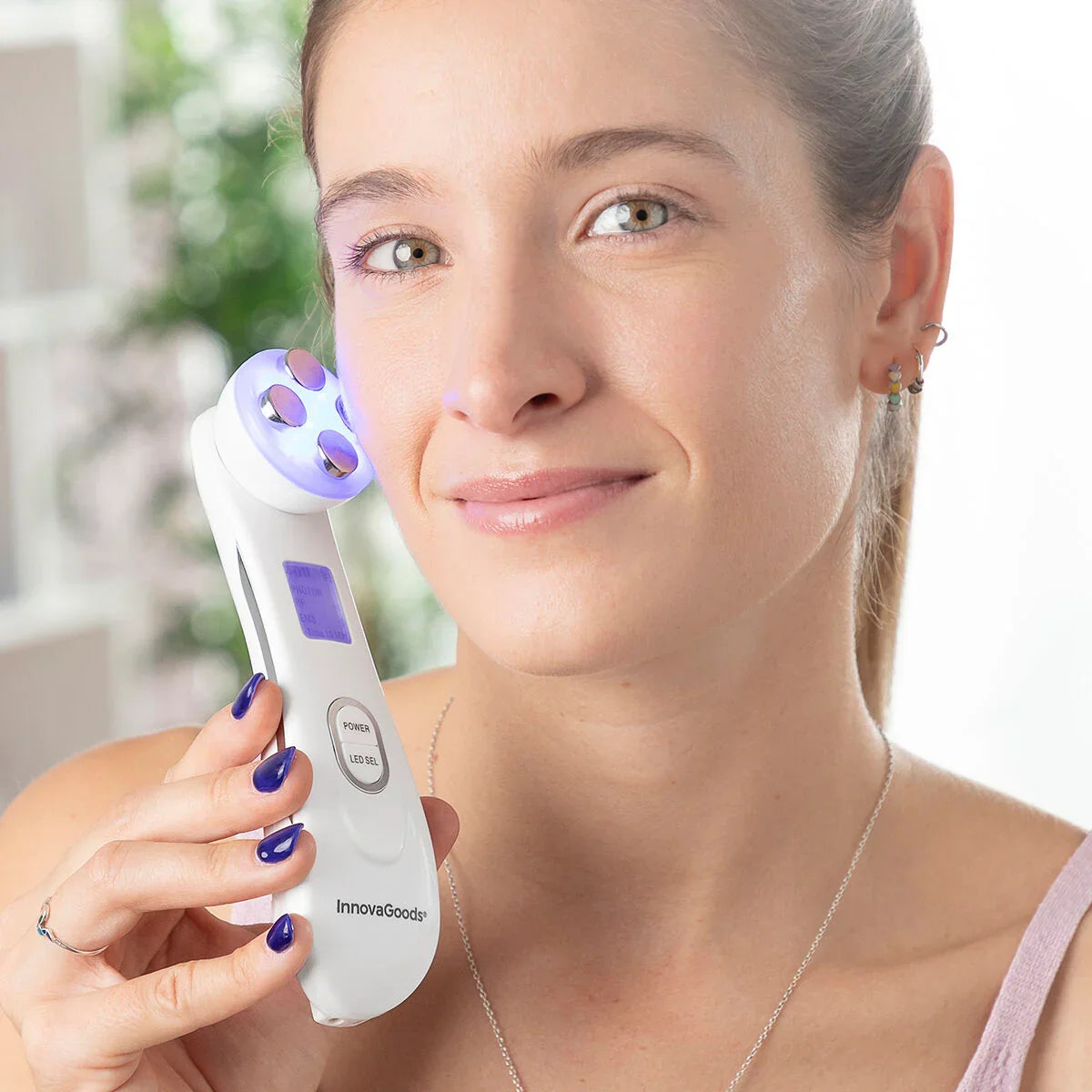 Massaggiatore Viso con Radiofrequenza, Fototerapia ed Elettrostimolazione - Yestore