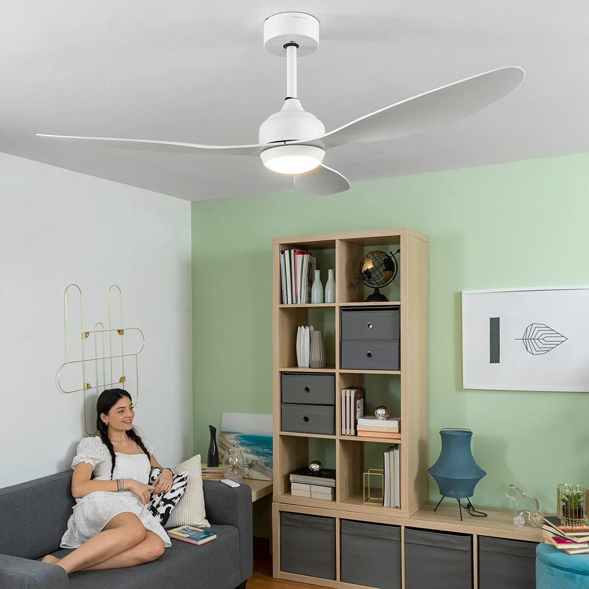 Ventilatore da Soffitto con Luce LED e 3 Pale ABS Flaled InnovaGoods Bianco 36 W 52" Ø132 cm - Yestore